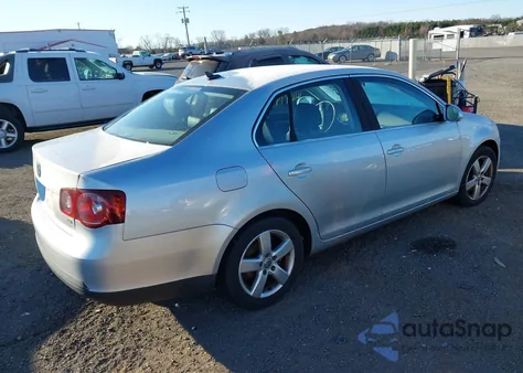 2008 Volkswagen Jetta Se/Sel из США, поврежденный, VIN 3VWRM71K78M058519